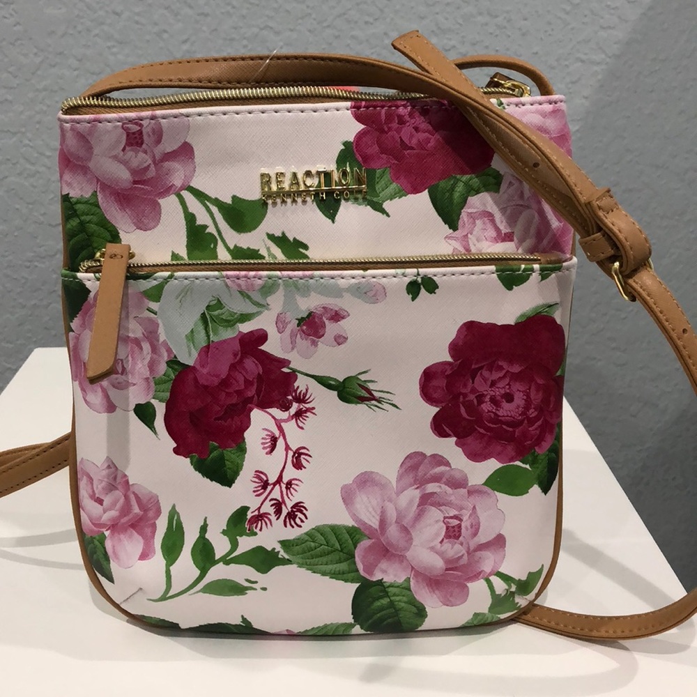 Kenneth Cole REACTION purse